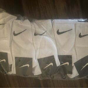 Nike White and Black Logo Crew Socks